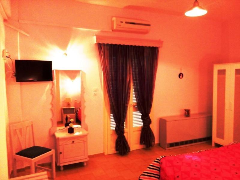 Apartment Skiathosrooms-appartments For Holidays